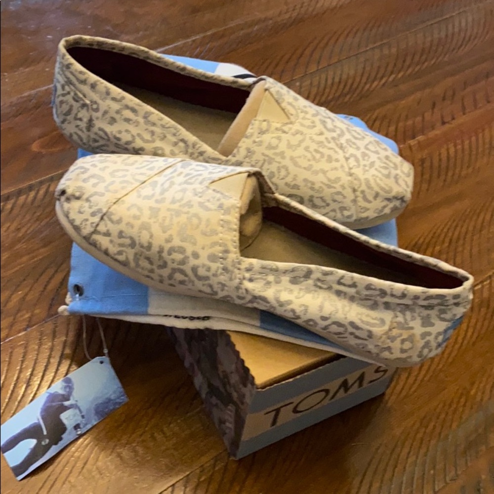 Flats Toms